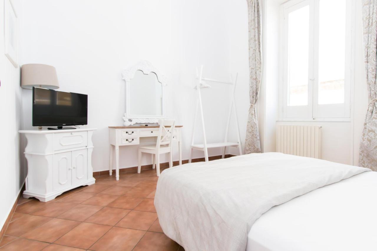 And So Bed and Breakfast Lecce Eksteriør billede