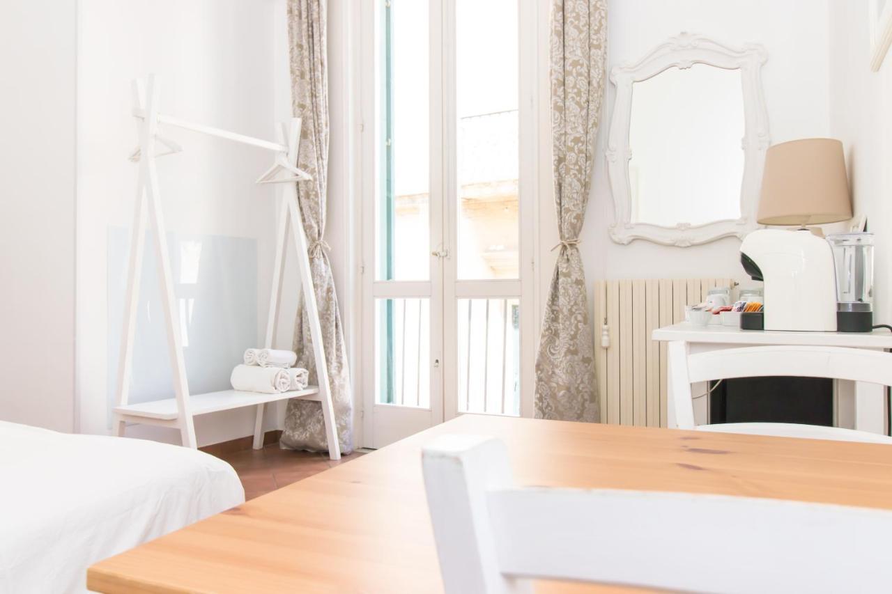 And So Bed and Breakfast Lecce Eksteriør billede