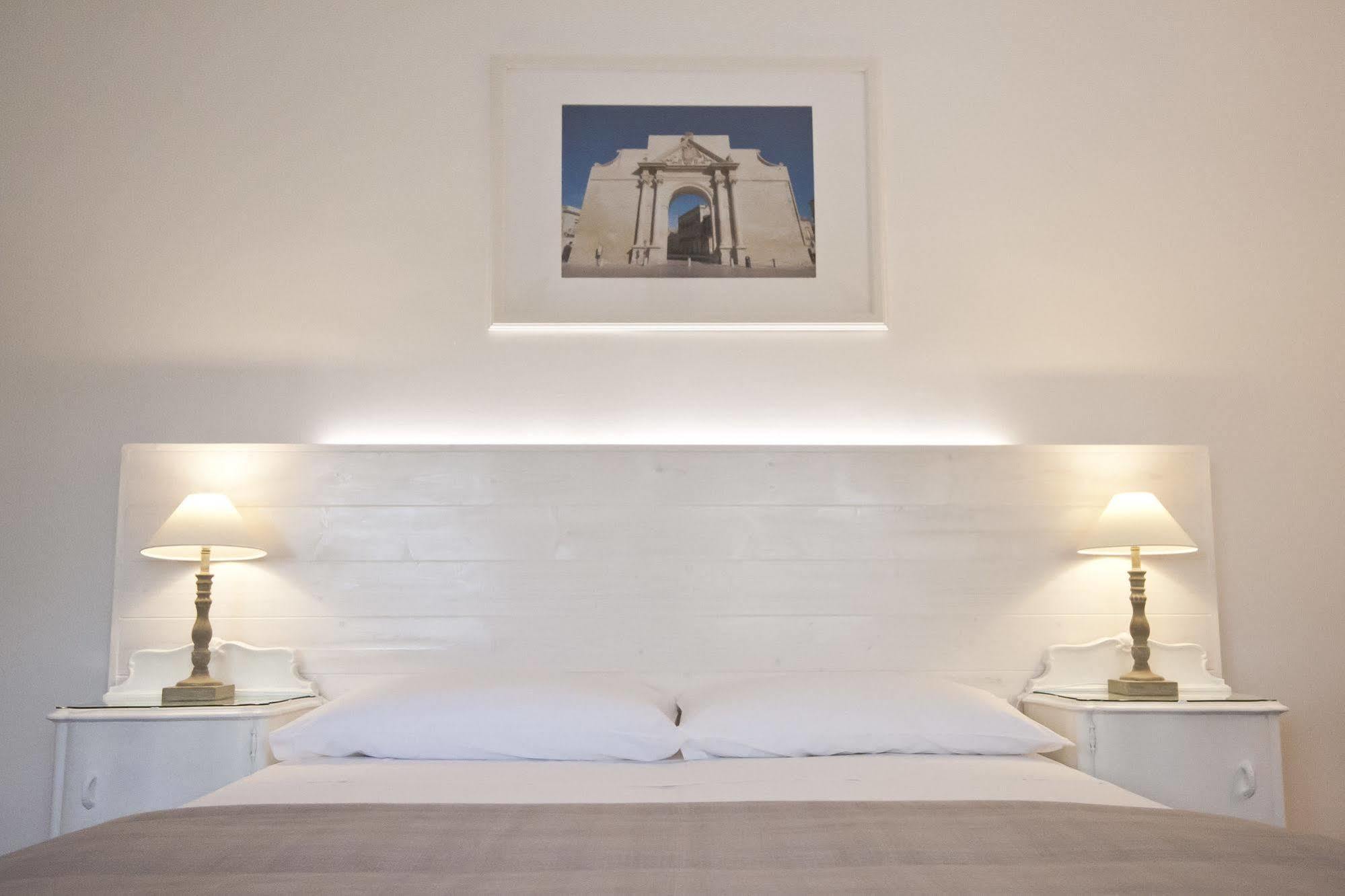 And So Bed and Breakfast Lecce Eksteriør billede
