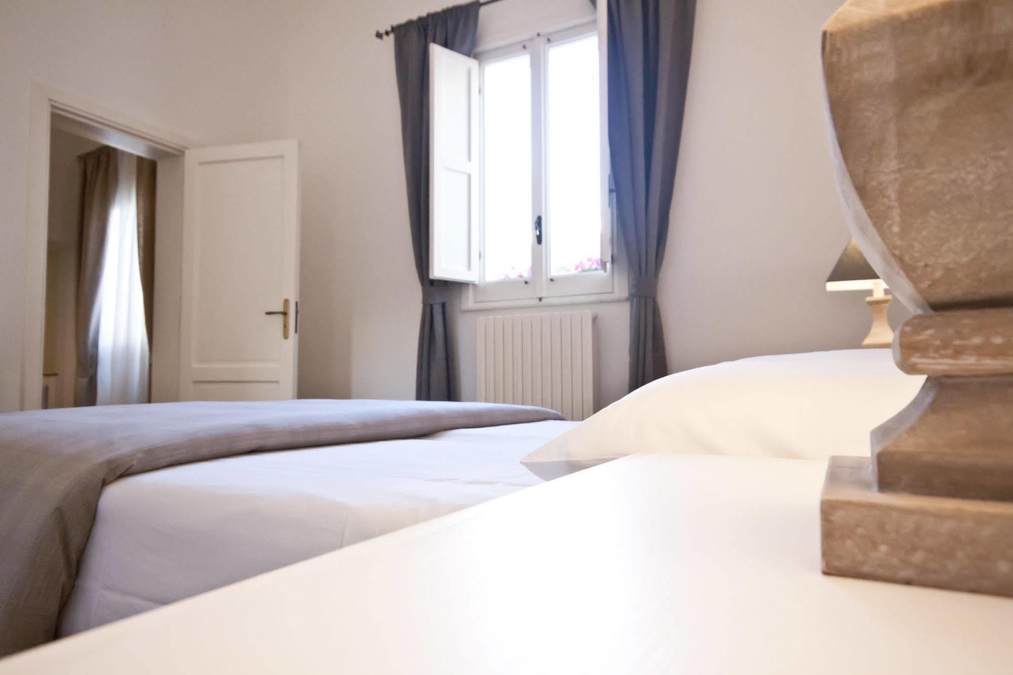 And So Bed and Breakfast Lecce Eksteriør billede